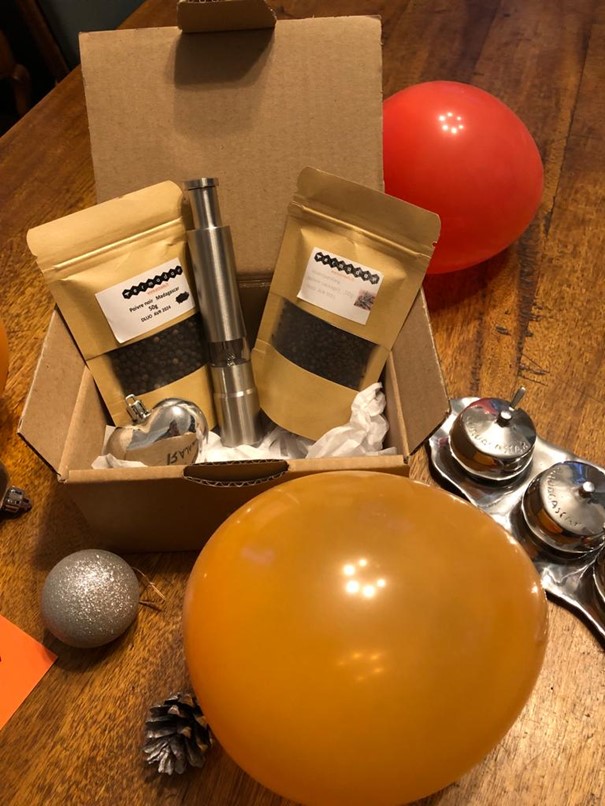 Coffret TSARA les 2 poivres et leur moulin